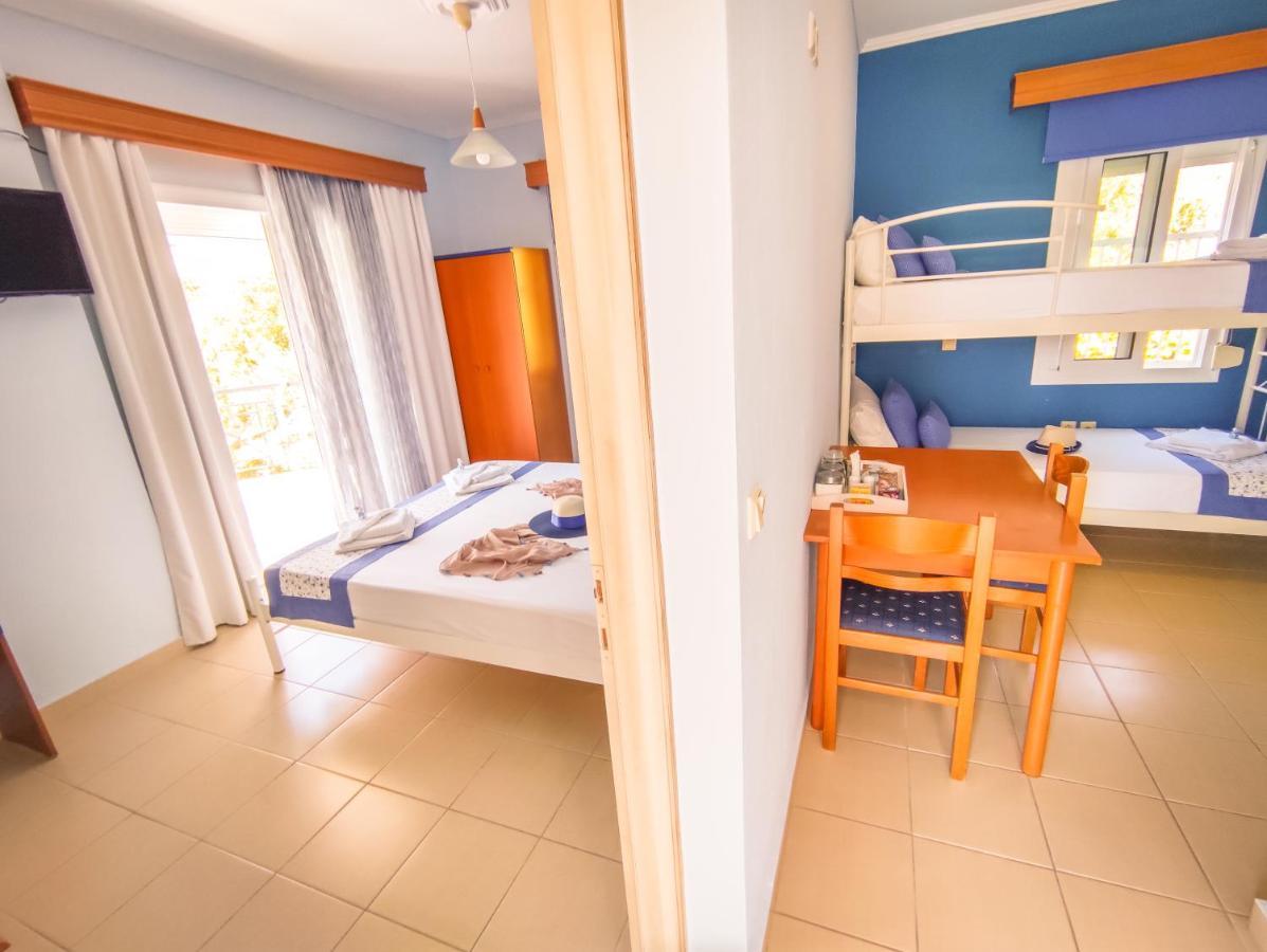 Ellinas Hotel Chrisi Ammoudia Exteriör bild