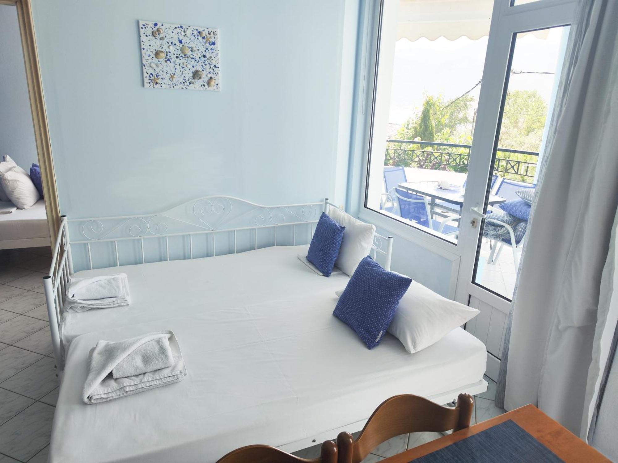 Ellinas Hotel Chrisi Ammoudia Exteriör bild